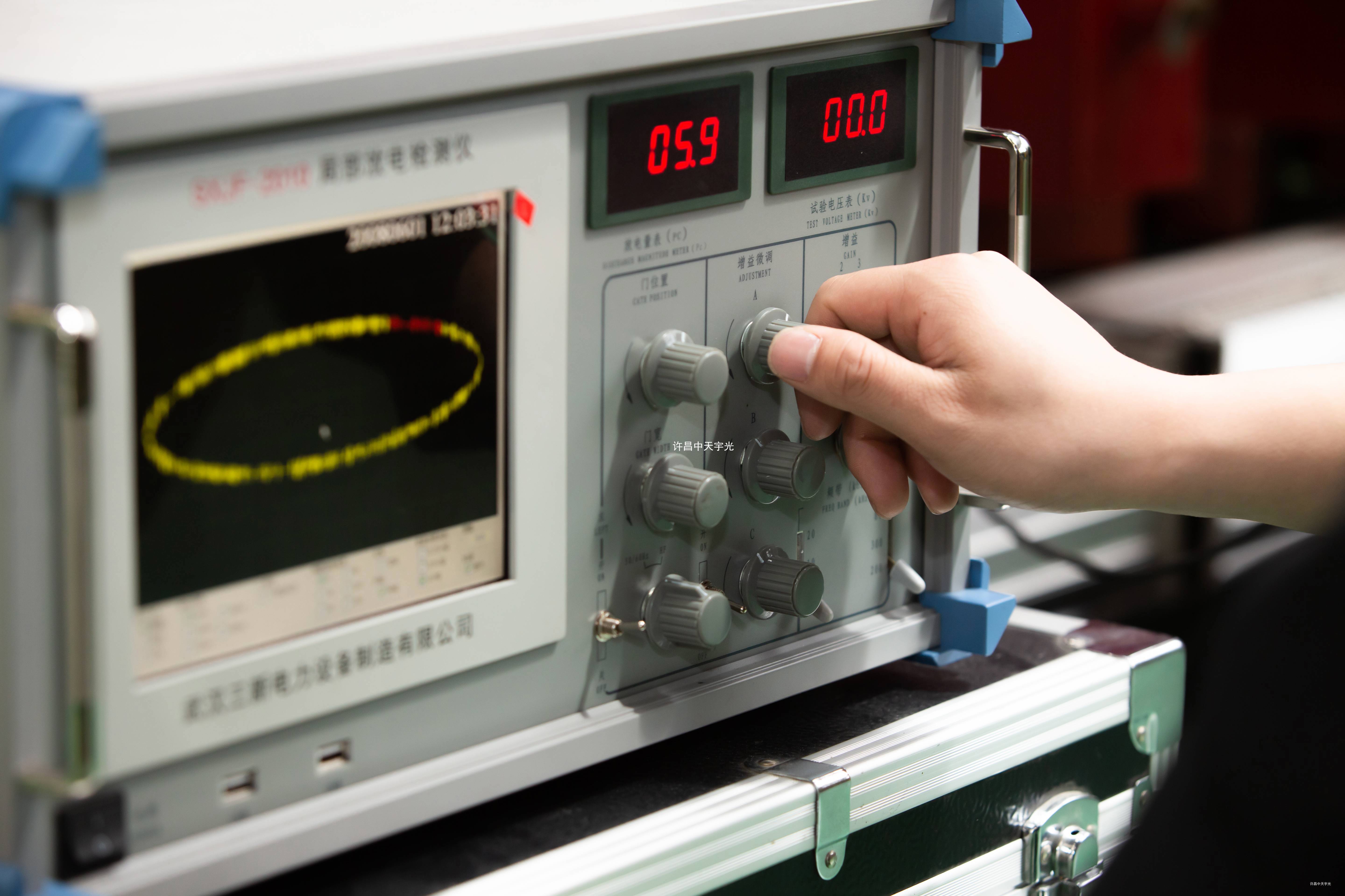 绝缘电阻测试仪